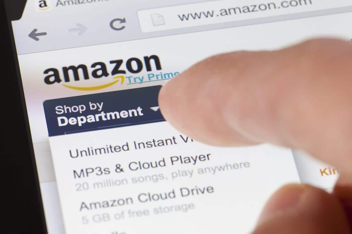 7 Ways Your Small Business Can Compete with Amazon