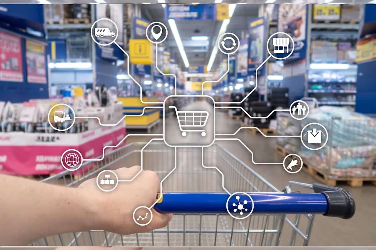 AI and ML in Retail: 13 Ideas to Shape Your Retail Strategy This Year