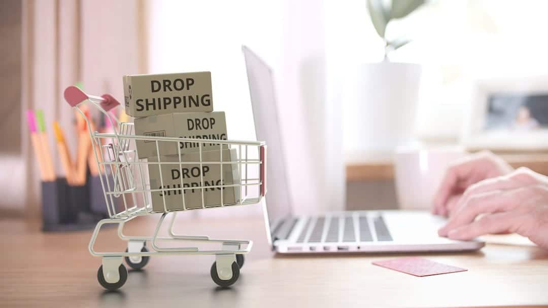 How to Start an eCommerce Store Using a Dropshipping Business Model