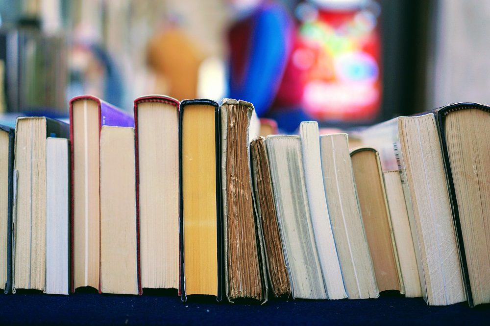 Book Flipping For Profit: 7 Things To Know