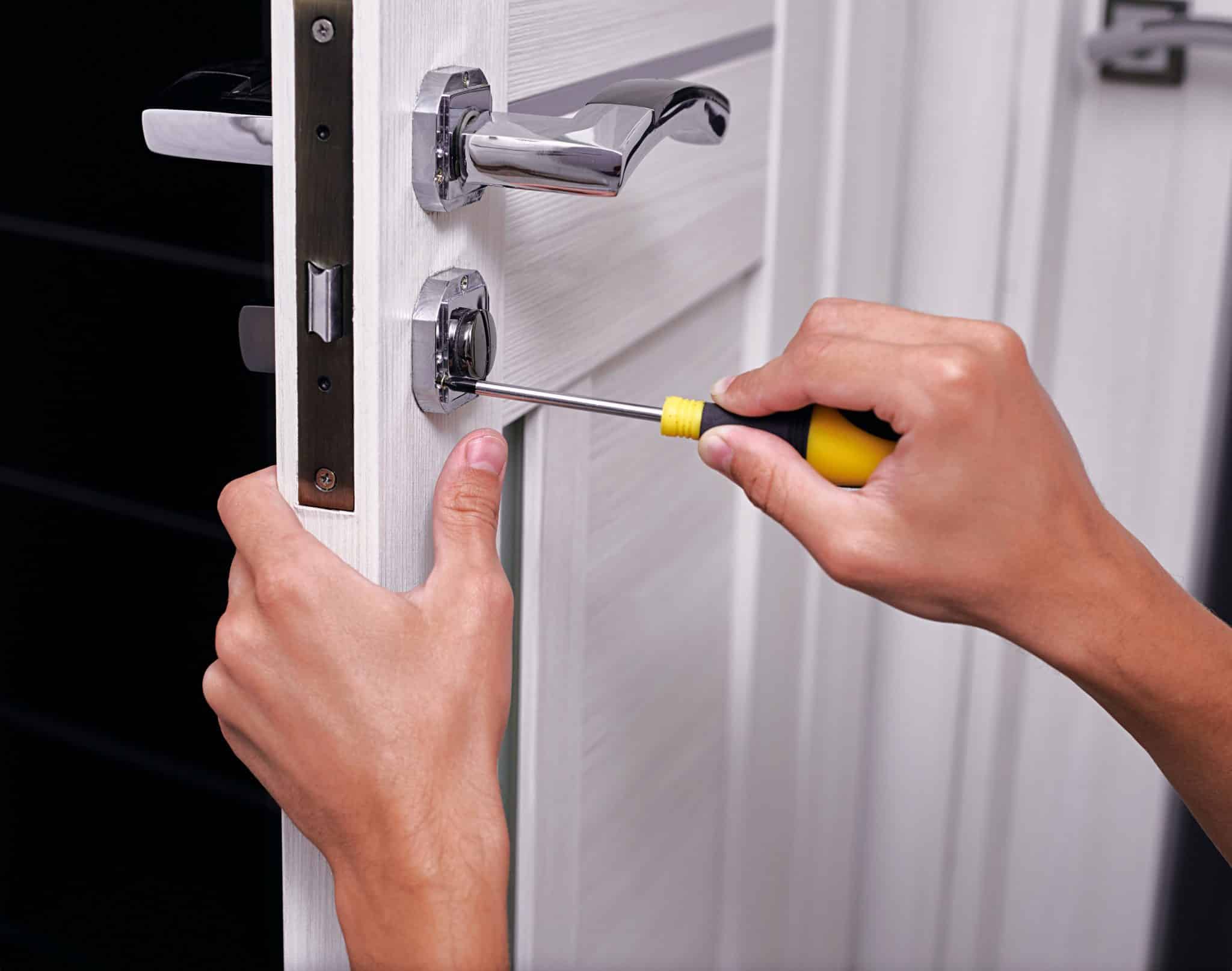 What Is A Locksmith And What Can They Do For Your Business? - Small  Business Bonfire